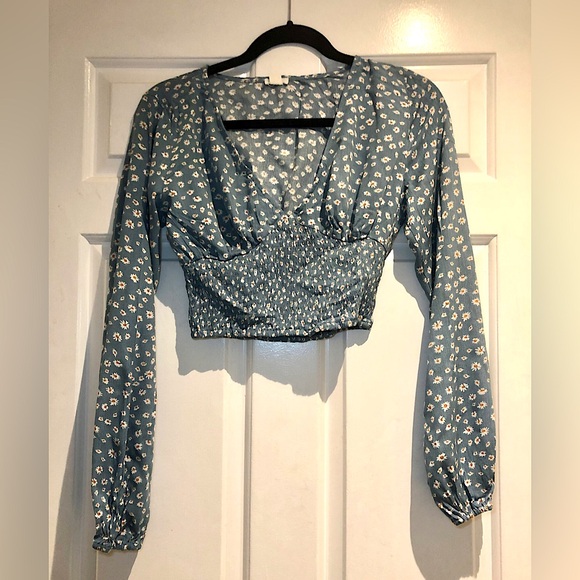 BNWOT Garage Blue Floral Long Sleeve Blouse - XS - Picture 2 of 10